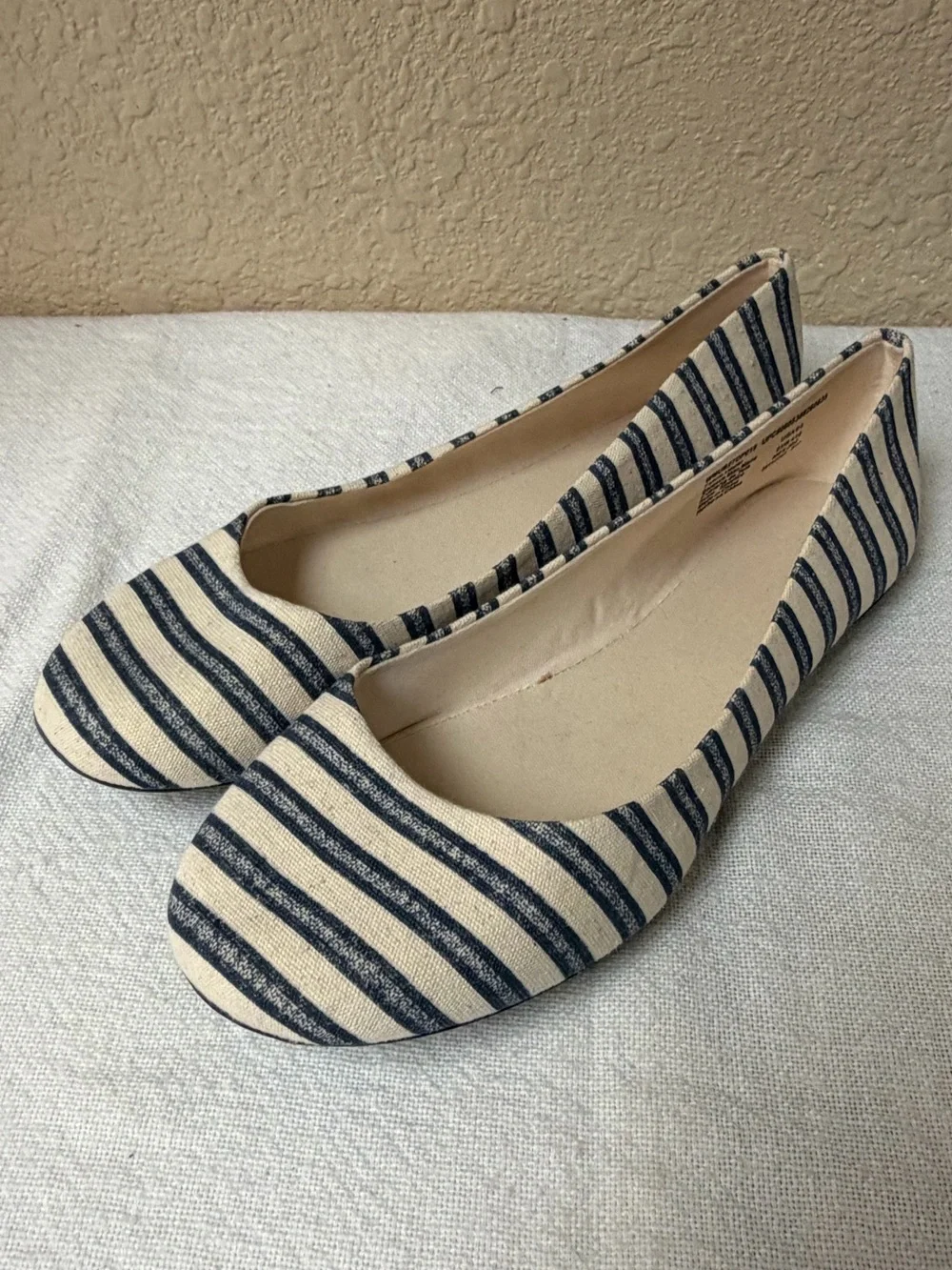 4/$20 Striped Navy and Cream Women’s Ballet Flats